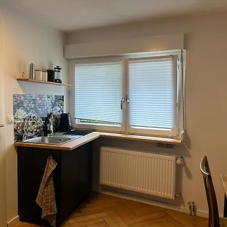 招待所 Private Zimmer Mit Kuechennutzung Und In Rheinnaehe 波恩