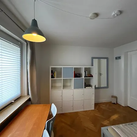 Private Mit Kuechennutzung Und In Rheinnaehe Pensjonat