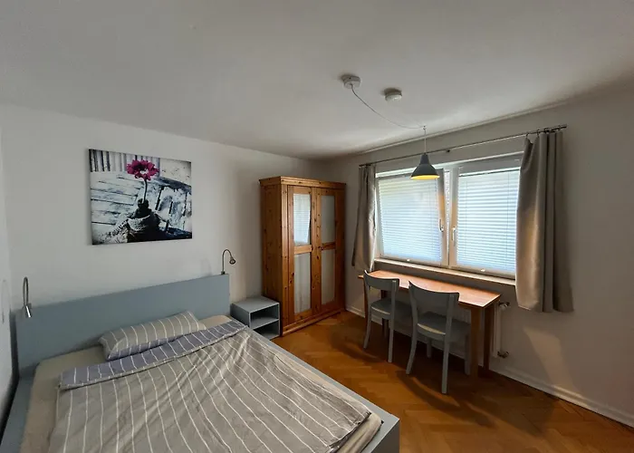 Private Zimmer Mit Kuechennutzung Und In Rheinnaehe 招待所