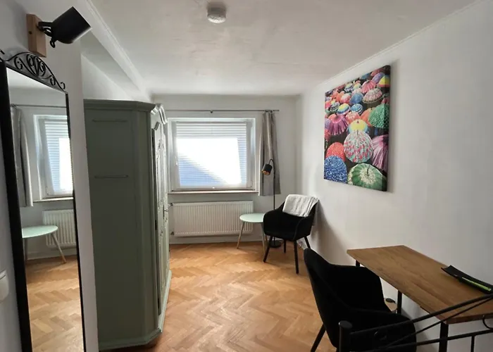 Private Zimmer Mit Kuechennutzung Und In Rheinnaehe