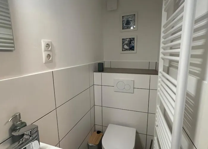 Private Zimmer Mit Kuechennutzung Und In Rheinnaehe